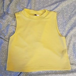 Adorable yellow crop top